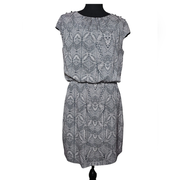 Guess Black & Cream Flutter Sleeve Mini Dress Size 6 - Picture 3 of 10